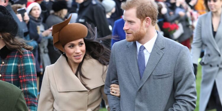 POLL: Would you like to see Harry and Meghan in the UK for Christmas? | Royal | News
