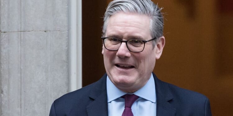 Politics LIVE: Keir Starmer to face MPs for intense grilling from MPs | Politics | News