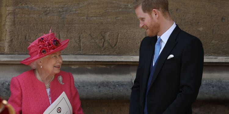 Prince Harry blocked from giving late Queen gift to avoid 'disaster' | Royal | News