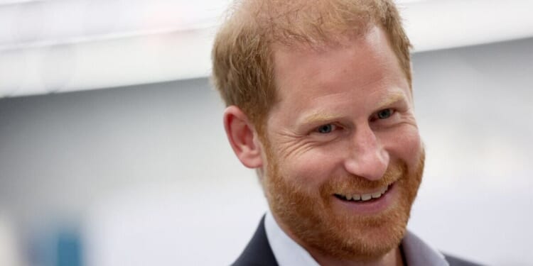 Prince Harry to reach 'flashpoint' with Prince William in 2026 according to Diana's pal | Royal | News