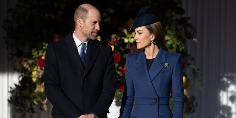 Prince William and Kate under fire from 'absolutely gutted' dog walkers in security row | Royal | News