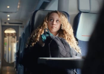 Public urged to stay vigilant for runaway children as warning signs appear at stations | UK | News