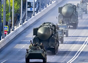 Putin crony promises 'unstoppable' missiles for Trump's enemy in terri | UK | News