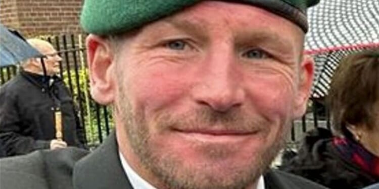 Right-wing veteran shamefully banned from coaching children's football | UK | News