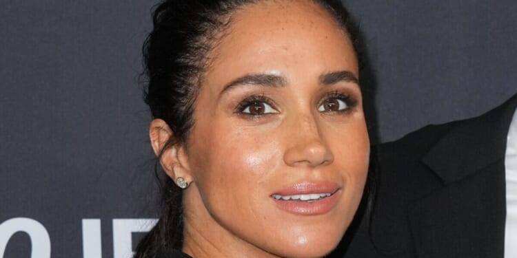 Royal Family LIVE: Meghan Markle issues urgent 3-word message to father | Royal | News