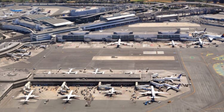 San Francisco Airport LIVE: 200 flights delayed amid 'police activity' | World | News