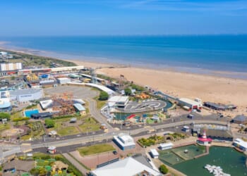 Skegness fire LIVE: Huge blaze erupts with smoke filling iconic seasid | UK | News