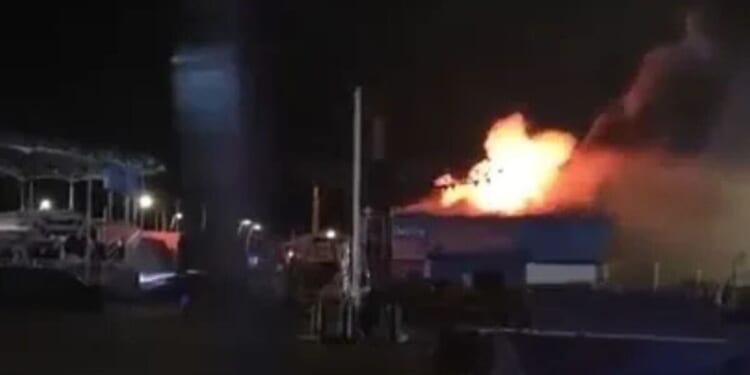 South Shields fire LIVE: Huge fire in UK seaside town as locals told 'close your doors' | UK | News