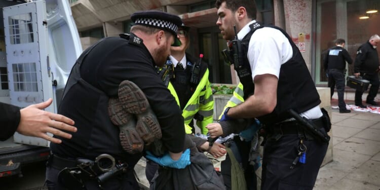 Spy laws could lead to wrongful arrests as ministers told of alarming admission | Politics | News