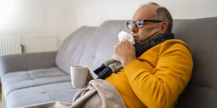 'Superflu' panic as Brits urged to stay inside and wear masks | UK | News