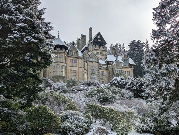 Christmas Treasures of The National Trust Christmas Treasures of The National Trust