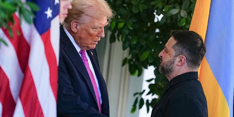 Trump To Host Ukraine’s Zelensky At Mar-A-Lago