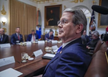 Trump wants Western Union and MoneyGram to report on immigrants