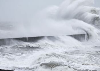 UK floods LIVE: Met Office amber warning and 'danger to life' alert | Weather | News