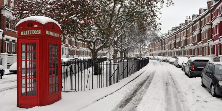 UK snow maps show exact date ALL of Britain will be blanketed as brutal -12C blizzard hits | Weather | News