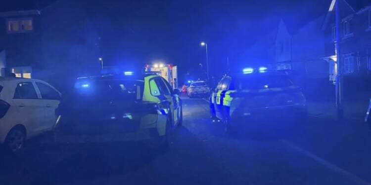 Village rocked by Christmas Day drama as person spotting wrestling with police | UK | News