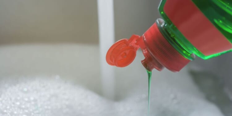 Warning issued to anyone buying washing up liquid | UK | News