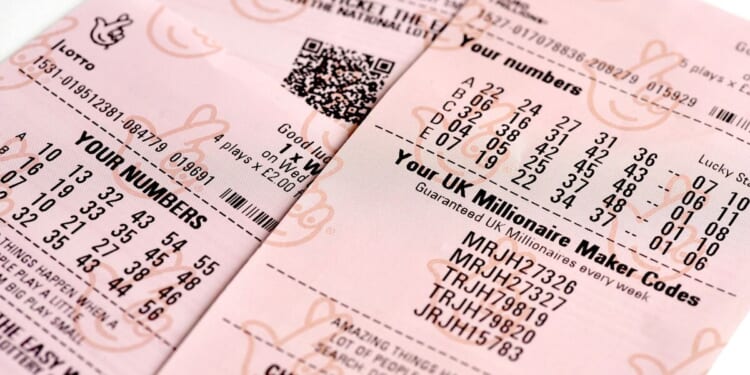 Winning Lotto numbers LIVE: 6 December Lottery results | UK | News