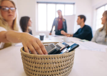 You're addicted to technology, and you wonder why you're anxious?