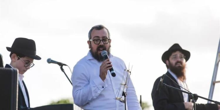 ‘Do Not Betray the Jewish People’