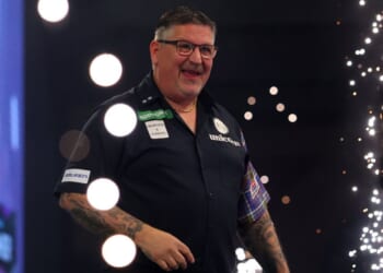 Gary Anderson reveals plans to spend £1million World Championship jackpot if he achieves historic victory