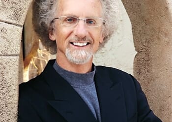 Philip Yancey admits extramarital affair, leaving ministry