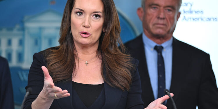 White House revises 'food pyramid' to prioritize protein, veggies