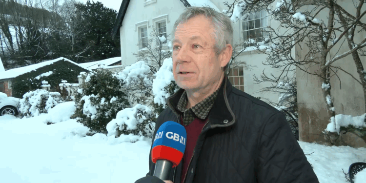 Storm Goretti: Welsh town blanketed with almost 30cm of snow as storm pelts Britain: 'I'm stranded!'