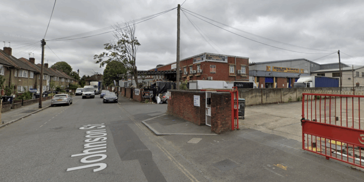 Blaze engulfs ‘15 tonnes of waste’ at recycling centre as fire crews rush to scene