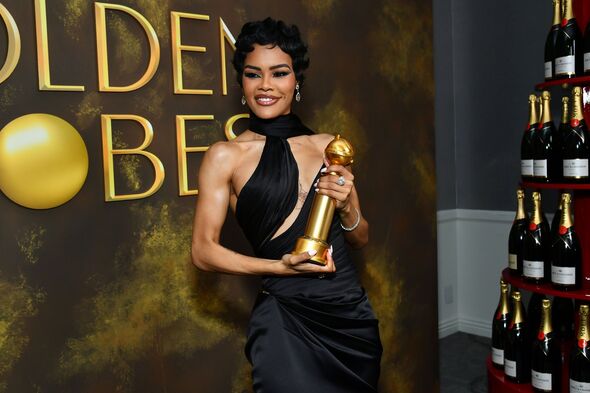 83rd Annual Golden Globes - Inside