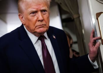 Trump declares himself 'Acting President of Venezuela' with fake Wikipedia page