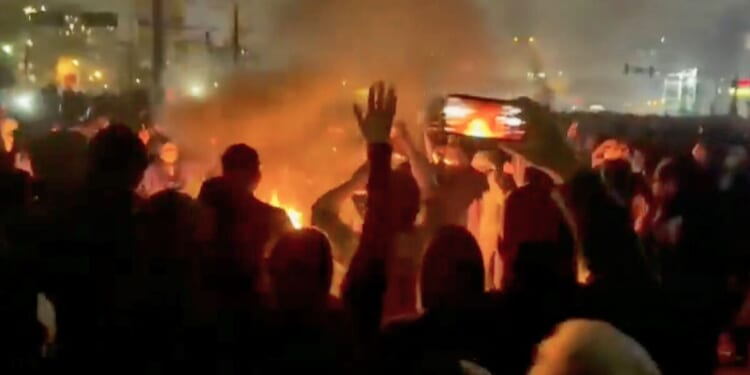 Iran security forces 'use grenade launchers' on crowds as casualties soar | World | News