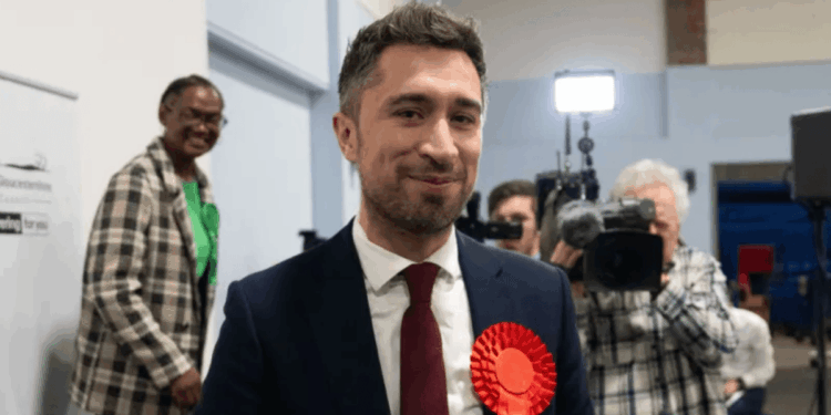 Ofsted launches investigation into school that cancelled visit from Jewish MP