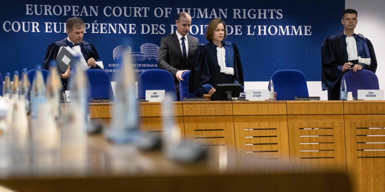 Court may decide fate of religious symbols in public buildings