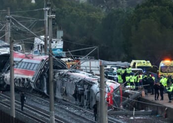 Spain train crash which killed 40 people 'caused by gap in tracks'