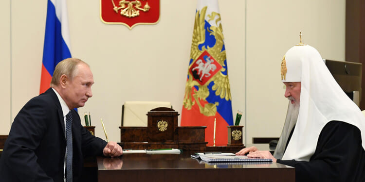 Former archbishop of Canterbury accuses Putin of 'heresy'