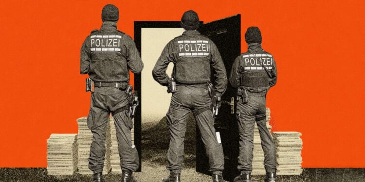 Brickbat: Open Door Policy