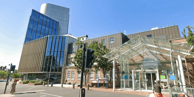 Father slapped with parking fine after being told daughter had only days to live