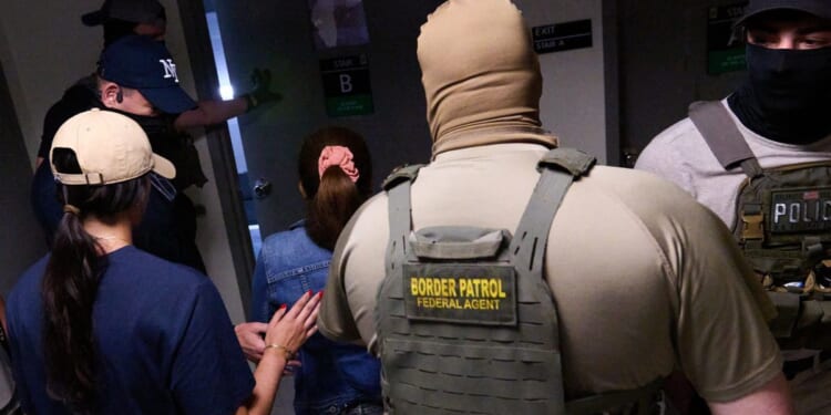 Oklahoma man charged with threatening to kill ICE agents