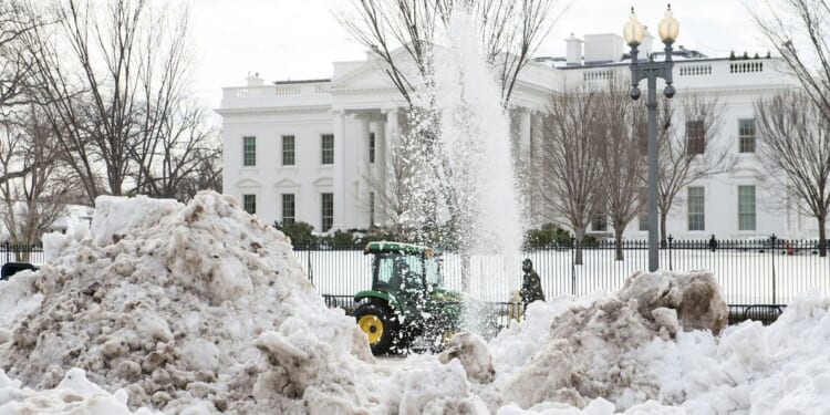 America braces for 'life-threatening' snowstorm with country plunged into -48C Arctic chill