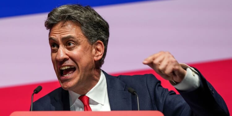 Major blow for Ed Miliband as fraud squad urged to investigate £4.6bn scheme | UK | News