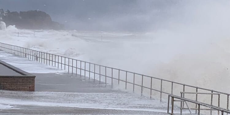Major disruption to train services declared over storm | Weather | News