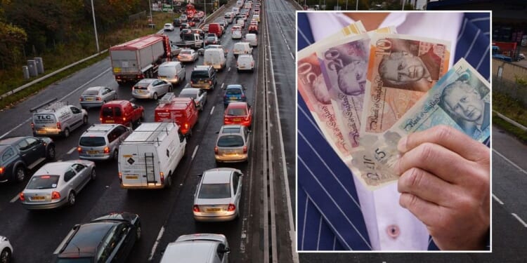 London: Drivers offered £500 'goodwill' payment for licence delays