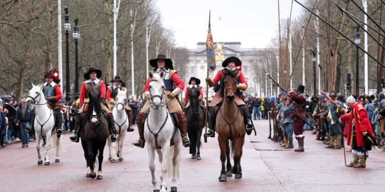 Incredible recreation of King Charles I 'execution' in pictures | Royal | News