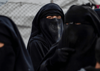 Britain 'discreetly bringing back Isis brides’ from Syria