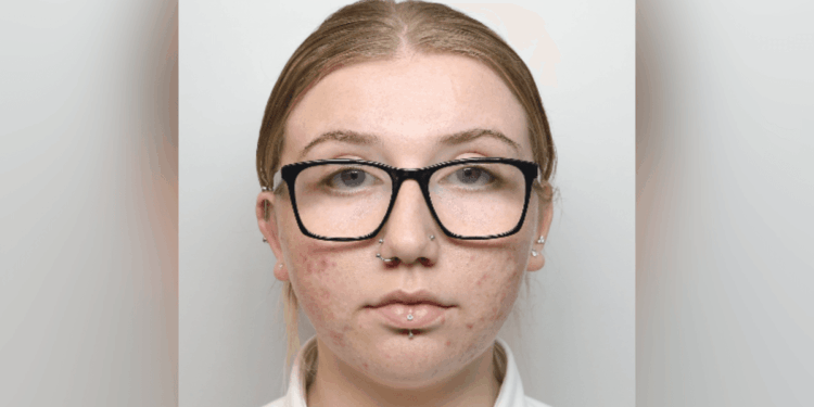 'Naive' prison officer, 20, jailed after having sex with inmate while in uniform