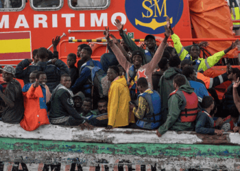 Spain to grant legal status to HALF A MILLION illegal immigrants