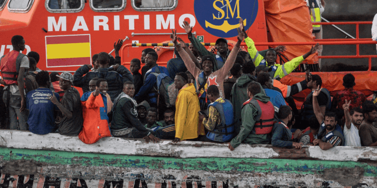 Spain to grant legal status to HALF A MILLION illegal immigrants