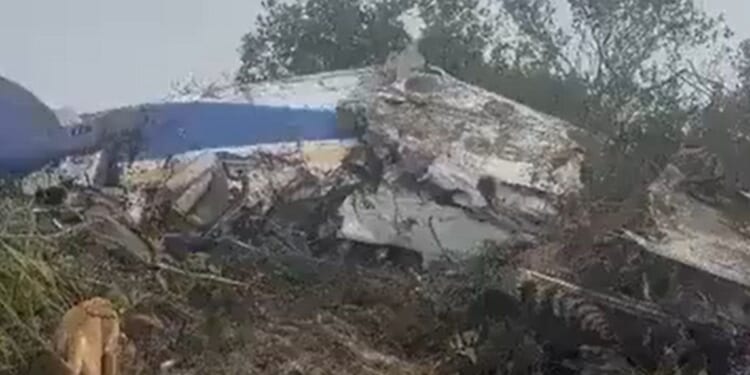 'No survivors' after jet crashes just minutes after takeoff