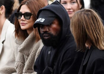 Kanye West apologizes for antisemitic comments